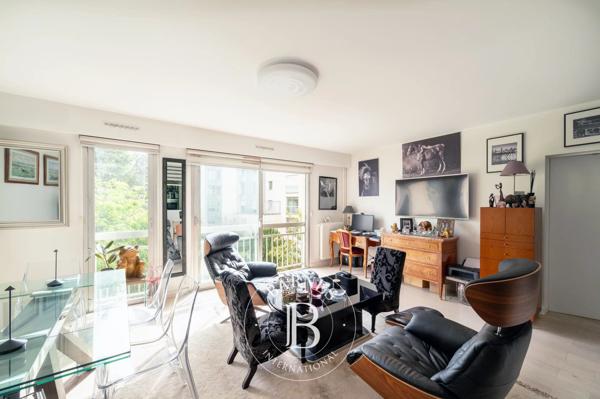 Neuilly-sur-Seine, Appartement 1 Chambre -  72 m² à vendre