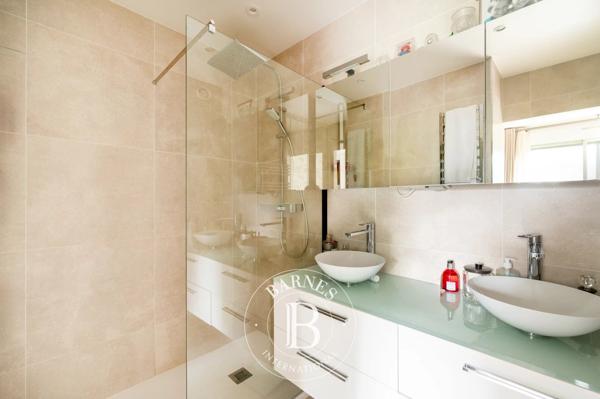 Neuilly-sur-Seine, Appartement 1 Chambre -  72 m² à vendre