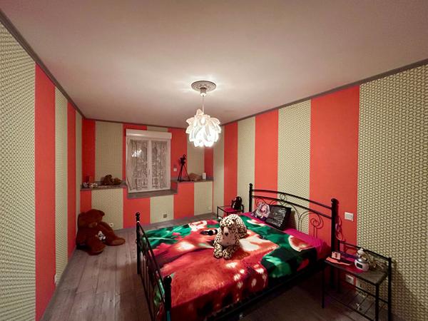 Maison La Creche 7 pièce(s) 195.05 m2, La creche 79260