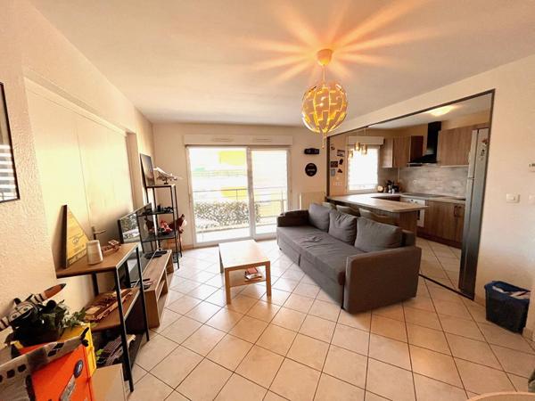 APPARTEMENT F3 METZ SABLON CAVE, BALCONS, STATIONNEMENT