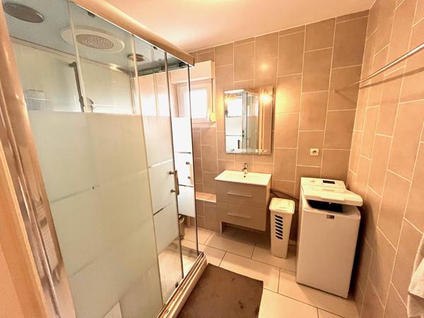APPARTEMENT F3 METZ SABLON CAVE, BALCONS, STATIONNEMENT