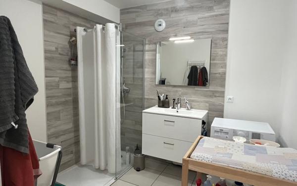 Appartement à louer    5 pièces •  Reims