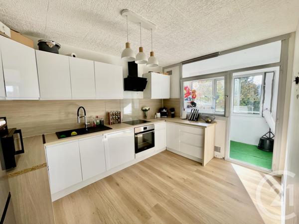 Appartement T3 à vendre  3 pièces - 65,07 m2 ST PRIEST - 69