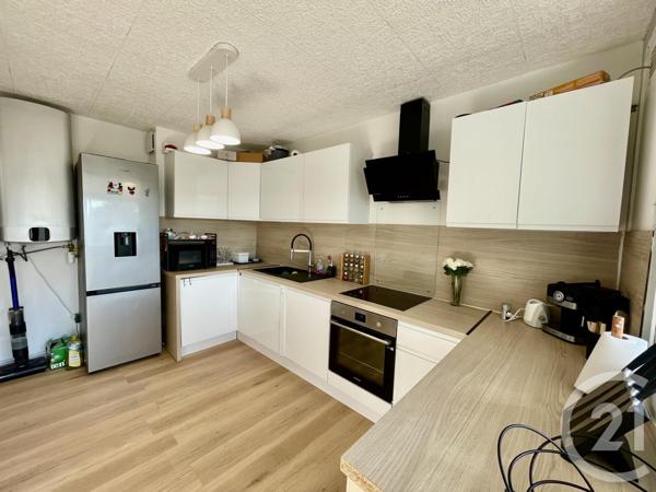 Appartement T3 à vendre  3 pièces - 65,07 m2 ST PRIEST - 69