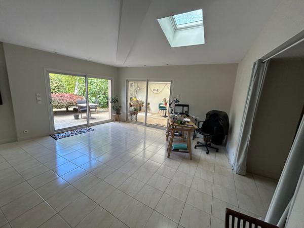 Immeuble Poitiers 7 pièce(s) 230 m2