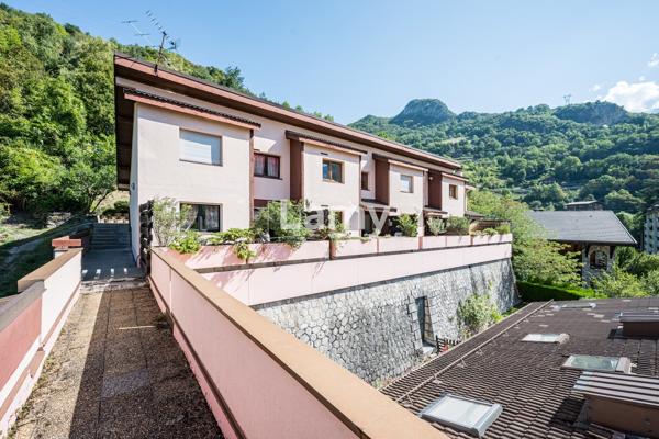 Appartement avec 2 terrasses, box et cave