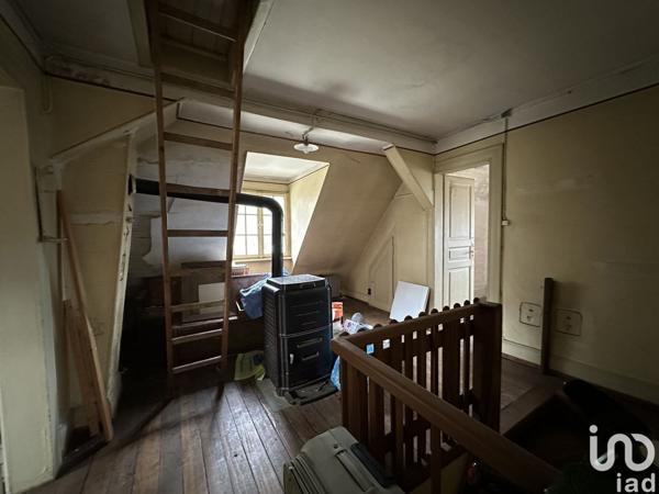 Maison 7 pièces de 320 m² à Schirmeck (67130)