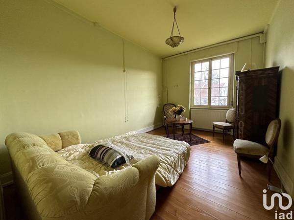 Maison 7 pièces de 320 m² à Schirmeck (67130)