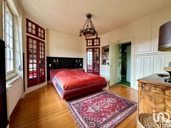 Maison 7 pièces de 320 m² à Schirmeck (67130)