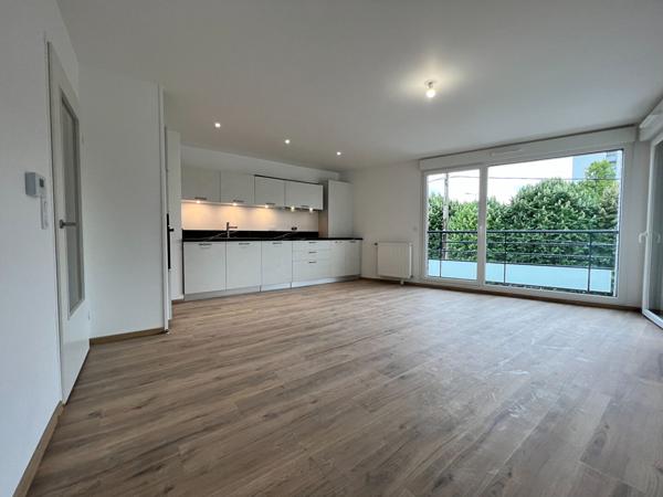 APPARTEMENT T3 - 2 GRANDE RUE TINQUEUX - LUMINEUX-ASCENSEUR