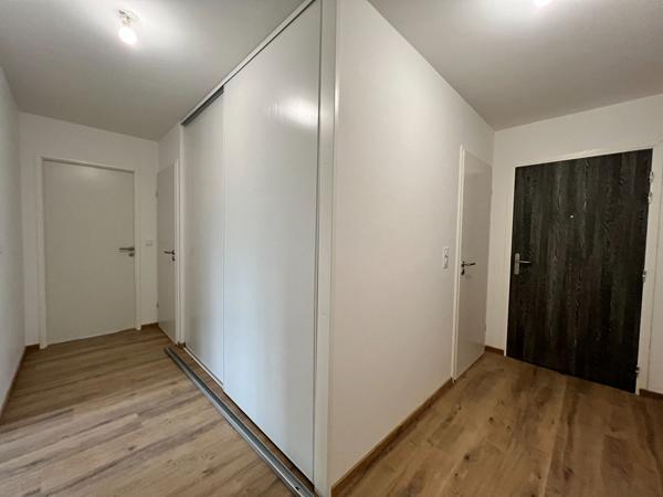 APPARTEMENT T3 - 2 GRANDE RUE TINQUEUX - LUMINEUX-ASCENSEUR