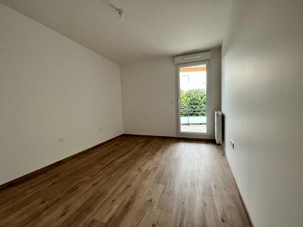APPARTEMENT T3 - 2 GRANDE RUE TINQUEUX - LUMINEUX-ASCENSEUR