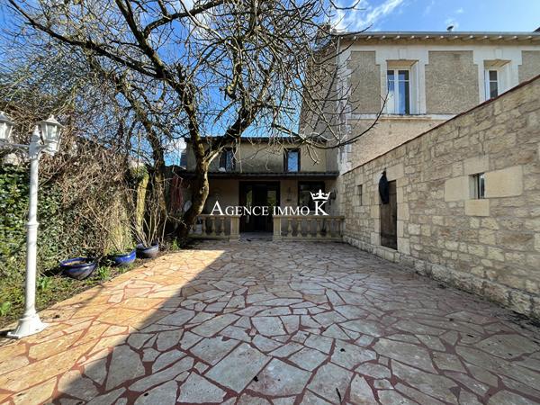 POITIERS - MAISON DE TYPE 3 AVEC JARDIN , Poitiers