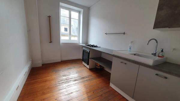Maison à vendre de 182m² 9 pièces, à Compiègne (60)