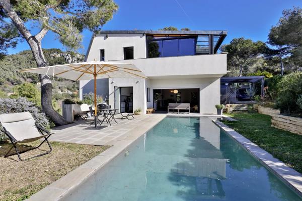 Villa d’architecte au calme absolu