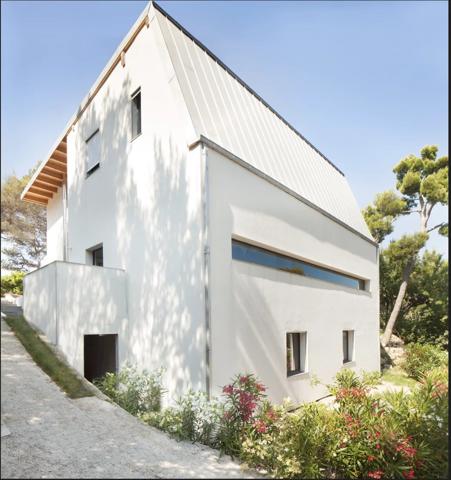 Villa d’architecte au calme absolu