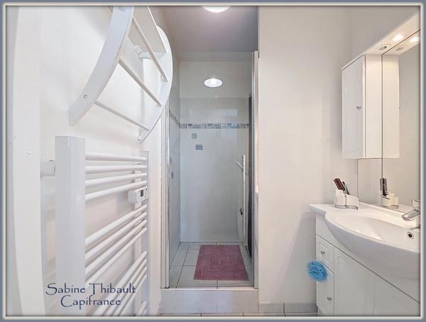 Dept Indre-et-Loire (37), à vendre Savigné-sur-Lathan, maison 5 pièces 106 m2