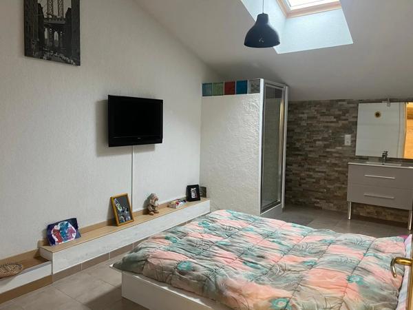 TRES BEAU DUPLEX T3 AVEC TERRASSE LORGUES