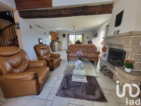 Maison de village 6 pièces de 139 m² à Péaule (56130)