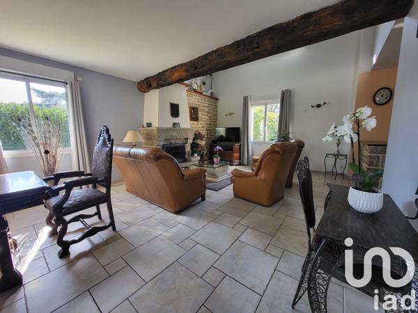 Maison de village 6 pièces de 139 m² à Péaule (56130)