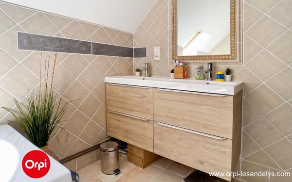 Maison à vendre    7 pièces • 152 m2 Saint-Clair-sur-Epte