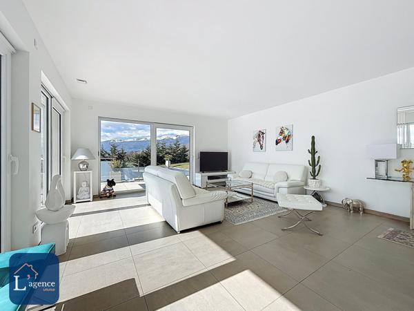 Maison Contemporaine 4 Suites Vue Panoramique Léman & Mont-Blanc Piscine Terrasse Jardin Double Garage Grilly 01220