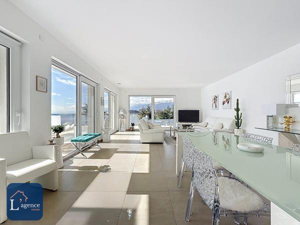 Maison Contemporaine 4 Suites Vue Panoramique Léman & Mont-Blanc Piscine Terrasse Jardin Double Garage Grilly 01220