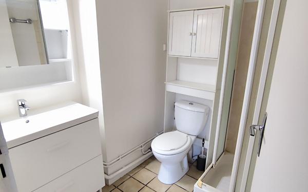 Appartement à louer    1 pièce •  Varreddes