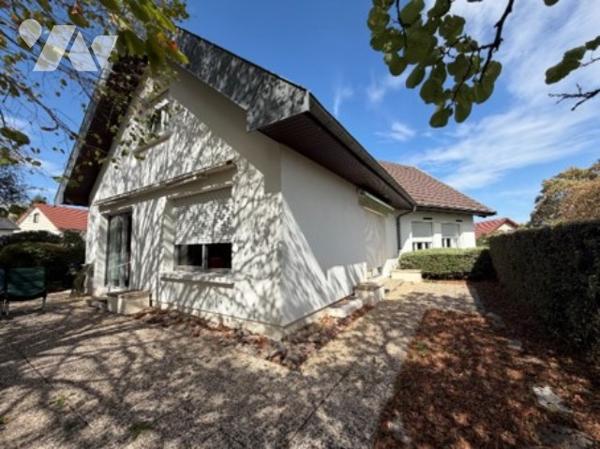 BESANCON -  CHEMIN DE VIEILLEY 
MAISON AVEC TERRAIN DE 21 ARES
