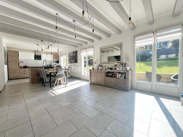 Maison traditionnelle de 147,20 m²