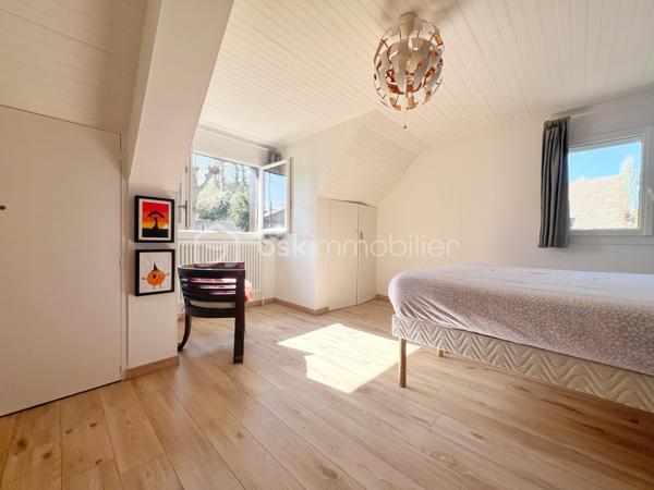 Maison traditionnelle de 147,20 m²