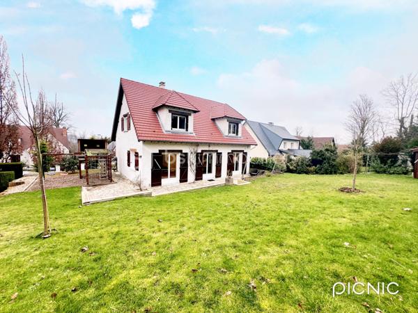 Maison traditionnelle de 147,20 m²