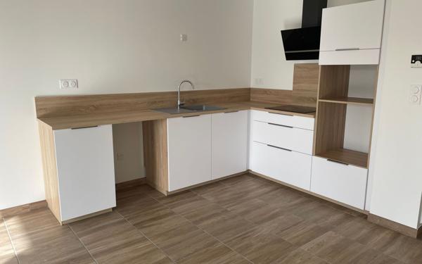 Maison à vendre    3 pièces •  La Crèche