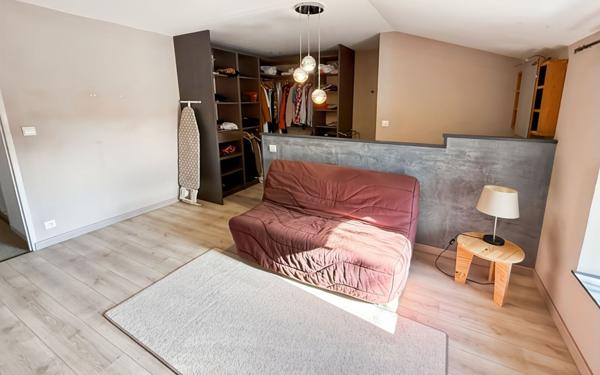 Maison à vendre    5 pièces •  Clavette