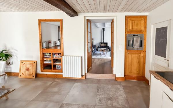 Maison à vendre    5 pièces •  Clavette