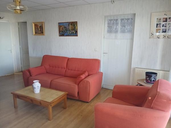 Maison à vendre 166 200 € Bergerac 5 p 157 m² DPE D