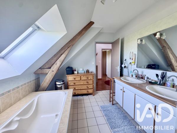 Maison à vendre 6 pièces 151 m² Loire-Authion