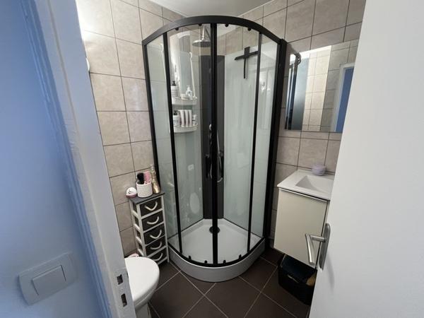 Appartement à vendre |  Marines |  2 pièces | 32 m²