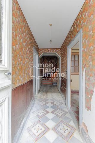 Maison de ville à diviser 137m2 -6 pièces-