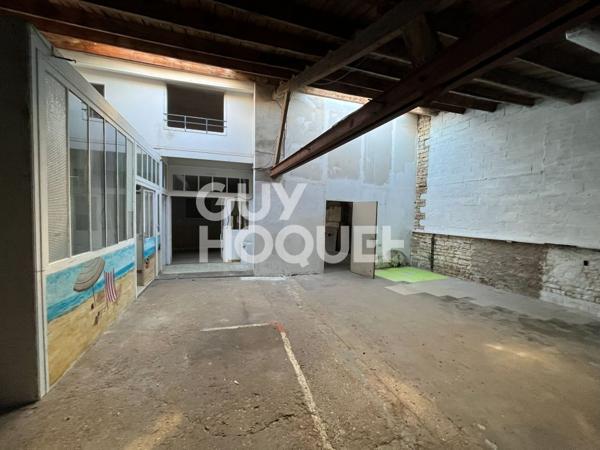 A DEUX PAS DE LA PLACE DES TILLEULS