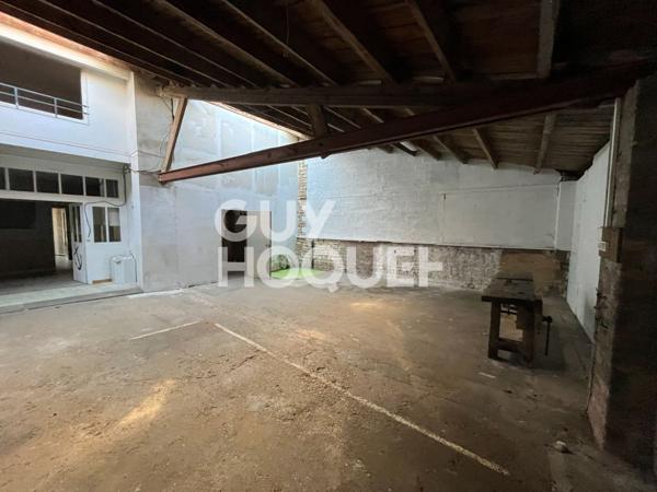 A DEUX PAS DE LA PLACE DES TILLEULS