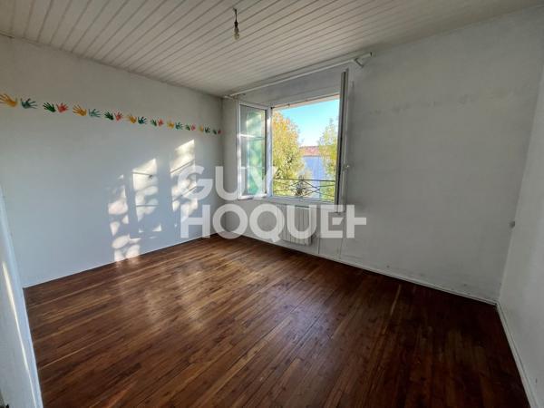 A DEUX PAS DE LA PLACE DES TILLEULS