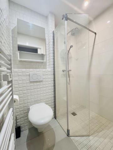 APPARTEMENT D’EXCEPTION À MANDELIEU-LA-NAPOULE (SECTEUR DU COTTAGE)