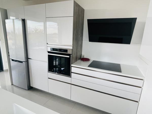 APPARTEMENT D’EXCEPTION À MANDELIEU-LA-NAPOULE (SECTEUR DU COTTAGE)