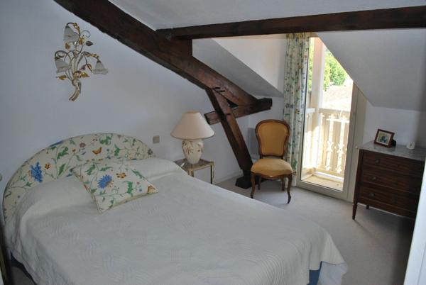 Immeuble à vendre    38 pièces •  Eugénie-les-Bains