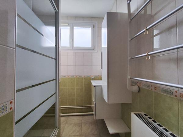 Appartement Chambray -lès -Tours 4 pièce(s) 82.16 m2