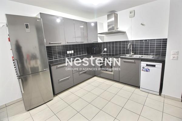 Appartement moderne de 3 pièces à Vénissieux - Centre Ville - Proche transports communs - Proche commerces - Tramway T4 - Bus - Métro