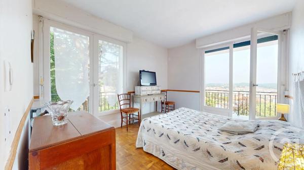 Appartement F4 à vendre  4 pièces - 101,52 m 2   CIBOURE  - 64