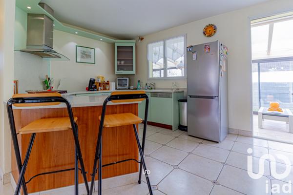 Maison à vendre 6 pièces 150 m² Les Clayes-sous-Bois