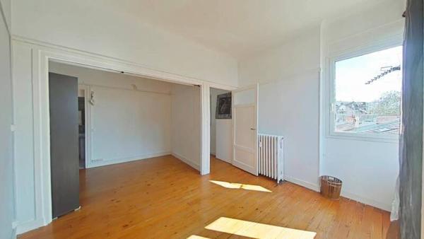 Appartement 1 pièce                                        - 42100 Saint-Étienne Réf : 13143